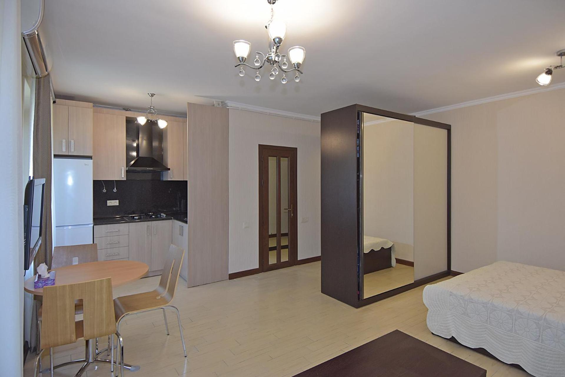Studioapart In Downtown יירבאן מראה חיצוני תמונה